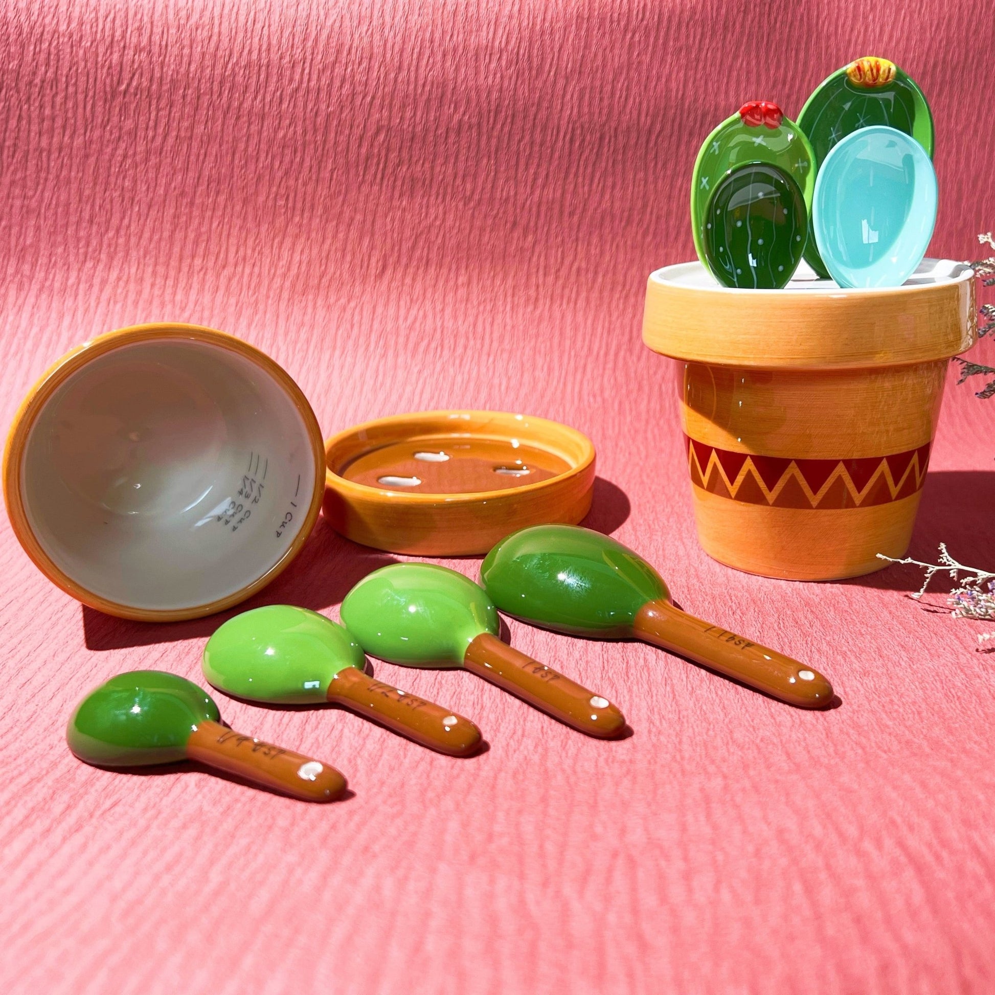 Ceramic Cactus Measuring Spoons set and Cups, Cute Measuring